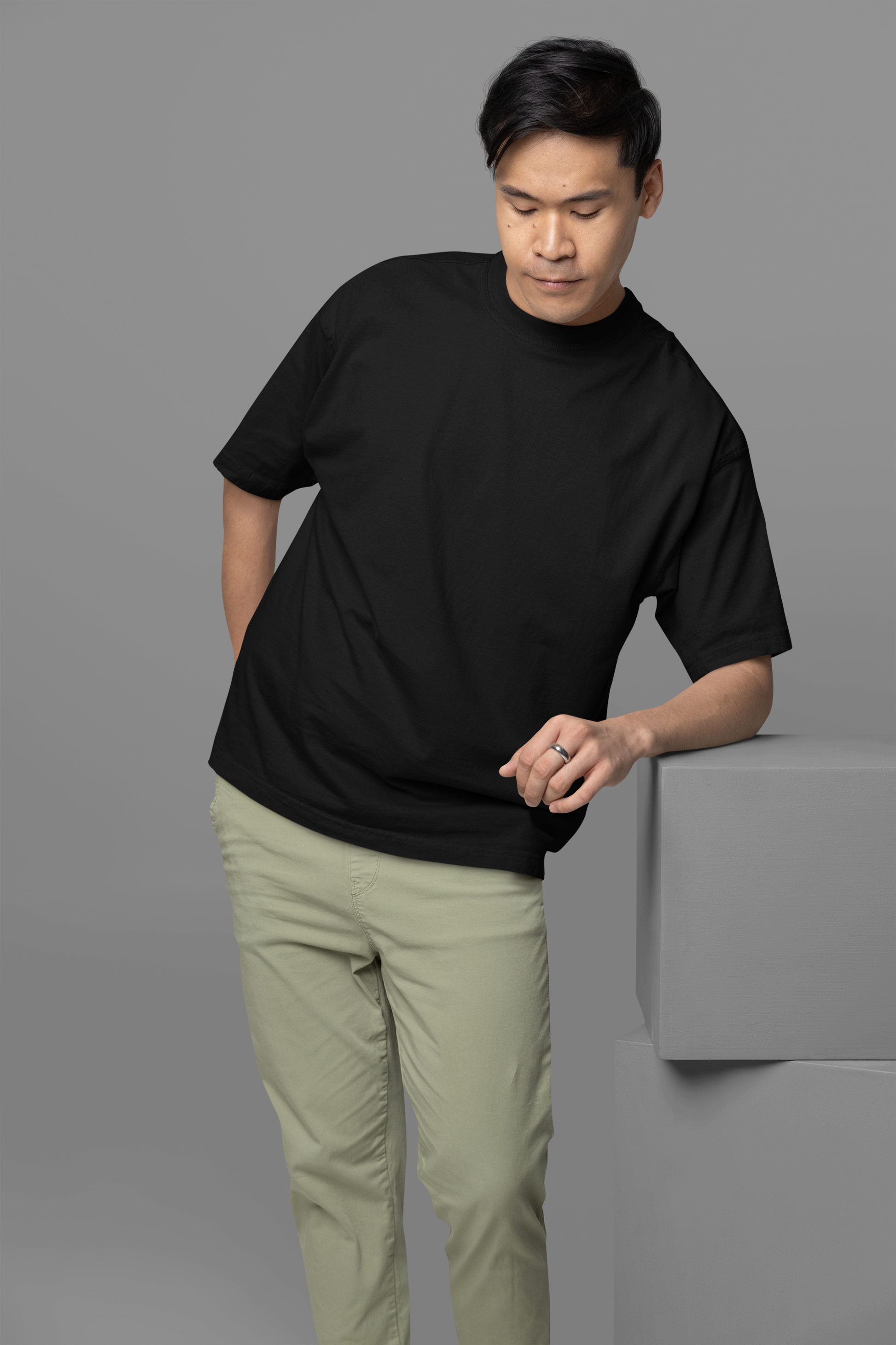 oversized-black-tshirt-make-dope-front-view
